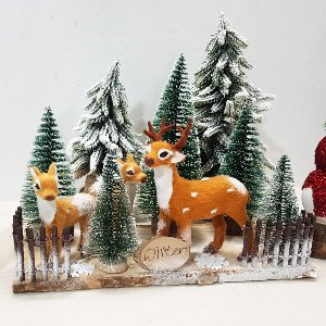숲속 사슴 마을 북유럽 겨울 풍경